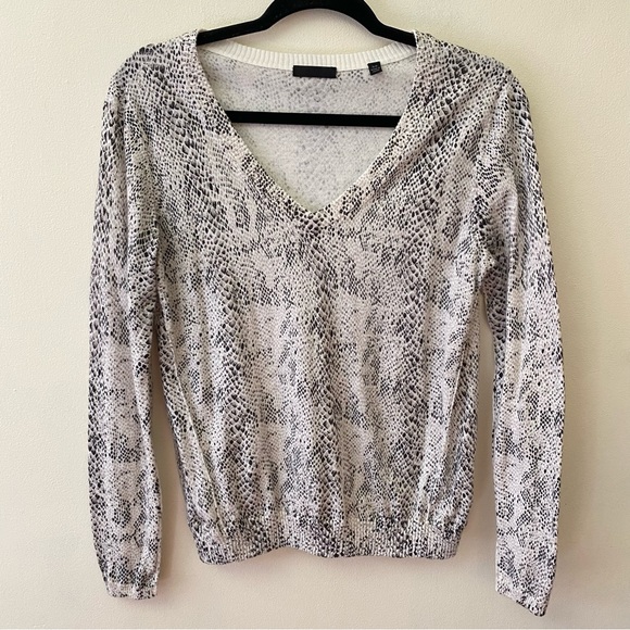 ATM cashmere blend snakeskin print V neck sweater size small - Picture 2 of 11